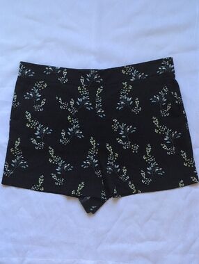 LOFT Black Floral Print Shorts